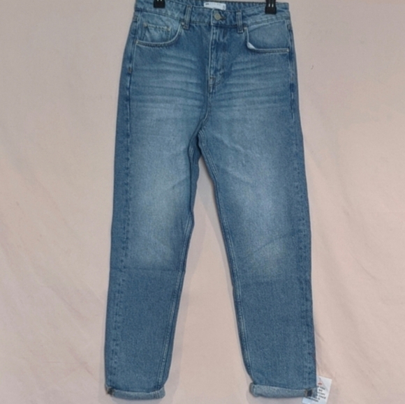 ASOS 100% Cotton Light Wash Cuffed Hem Jeans size 30x32 - Picture 1 of 8